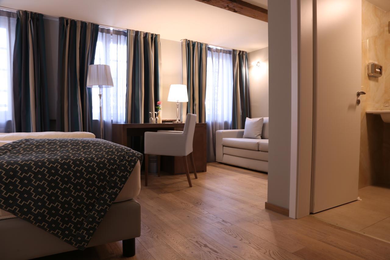 Markthotel วาเรนดอร์ฟ ภายนอก รูปภาพ